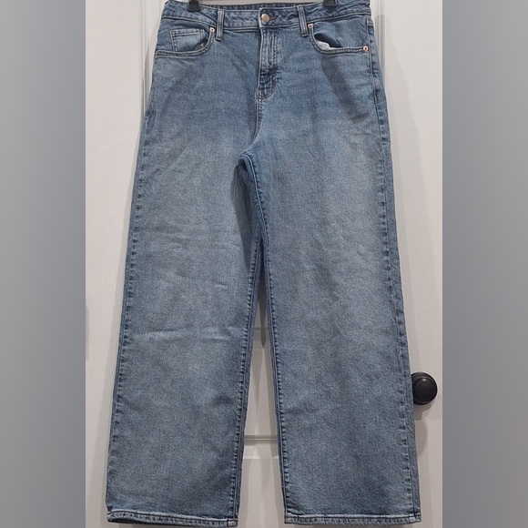 High Rise Baggy Jeans ✨️ - Picture 2 of 6